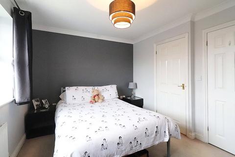 63 Caspian Way, Swanscombe, DA10 0LD