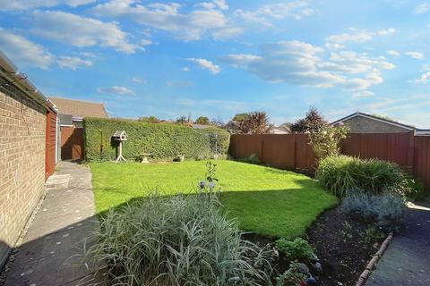 2 bedroom detached bungalow to rent, Bridport