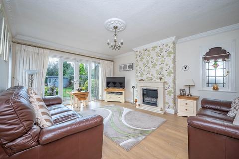 31 Fords Road, Shirley, Solihull, B90 1DU