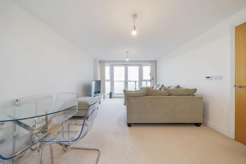 2 bedroom apartment for sale - Perkins Gardens, Ickenham, Uxbridge