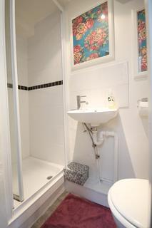 50 Alexander Road, London, N19 3PQ