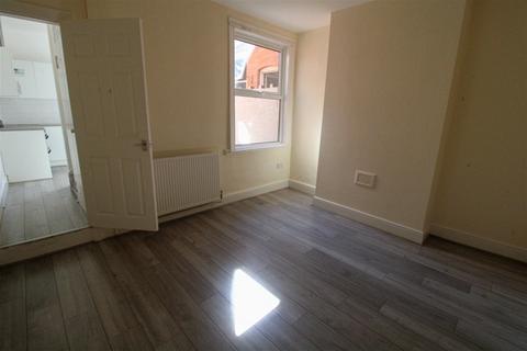 20 Flora Road, Birmingham, B25 8BH