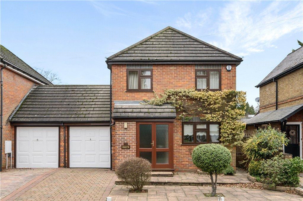 Dene Road, Northwood, Middlesex 3 bed detached house for sale £975,000