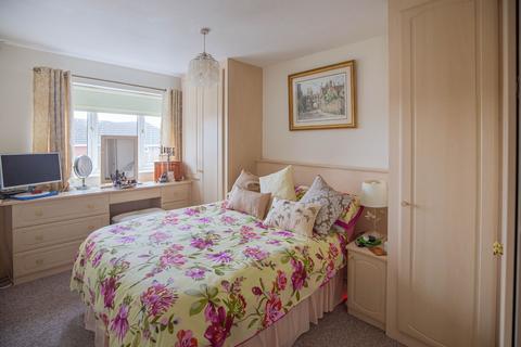 10 Bonners Close, Malmesbury, SN16 9UF