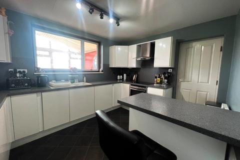 5 bedroom detached house for sale, Maeshendre, Aberystwyth