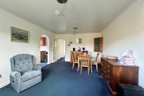 7 Abbots Way, Minehead, TA24 8UF