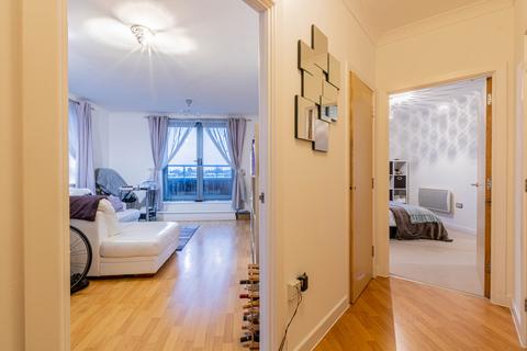 1 bedroom flat for sale, Quayside Drive, Colchester, CO2