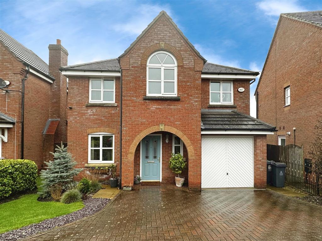 Aldridge Road, Streetly, Sutton Coldfield, B74 2DS 4 bed detached house
