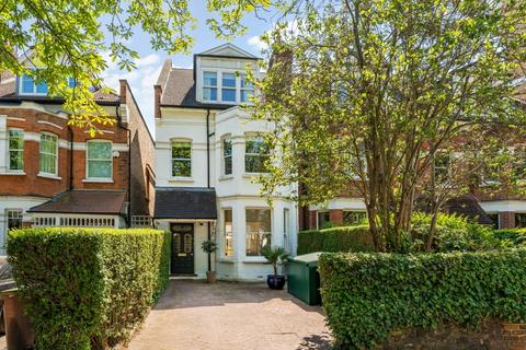 5 bedroom end of terrace house for sale - Priory Road, Crouch End