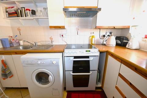 53 Kimberley Close, Slough, SL3 7RH