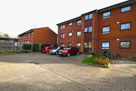 53 Kimberley Close, Slough, SL3 7RH