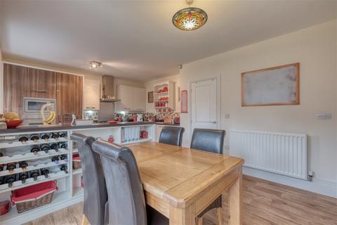 12 Barnard Close, Rednal, Birmingham, B45 9SZ