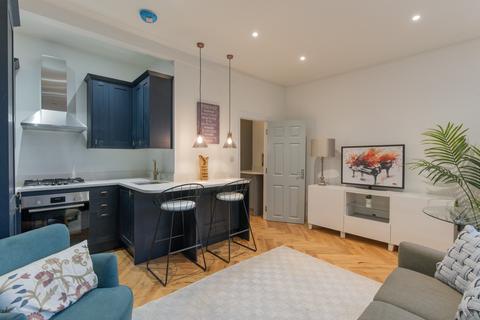 2 bedroom flat for sale - London SE15