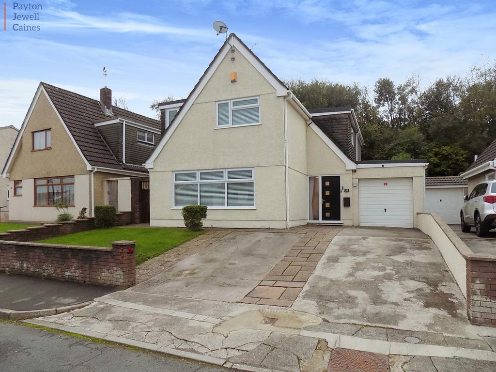 38 HeolYBardd, Bridgend, Bridgend County. CF31 4SS 4 bed detached