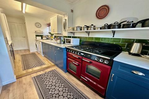 22 Alexander Road, Braintree, CM7 5UH