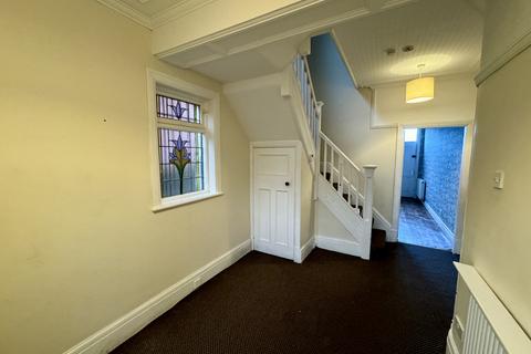 4 bedroom semi-detached house for sale, Hornby Road, Blackpool FY1