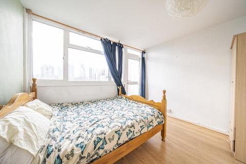 2 bedroom flat for sale, Deverell Street, Borough