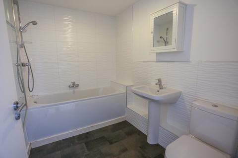 3 bedroom house to rent, Kinderlee Way, Chisworth, Glossop, Derbyshire, SK13