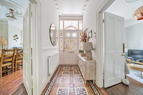 177 Stapleton Hall Road, London, N4 4QS