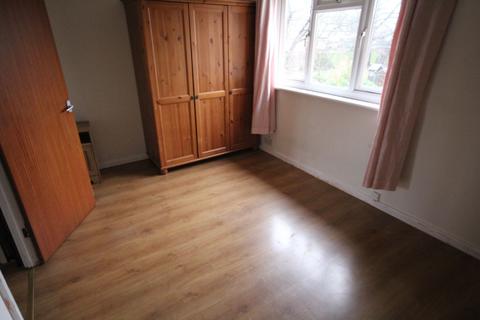 38 Hambledon Close, Uxbridge, UB8 3UD