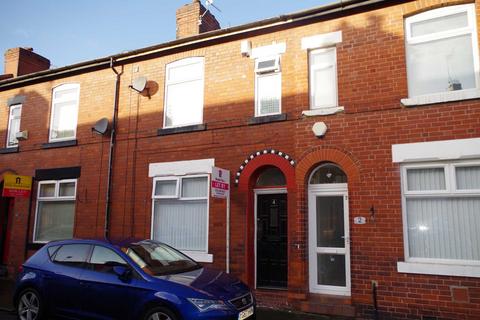 4 bedroom terraced house to rent, Peacock Avenue, Salford