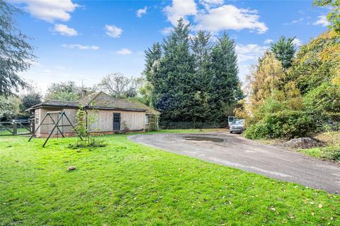 2 bedroom bungalow for sale, Pocketsdell Lane, Bovingdon, Hemel Hempstead, Hertfordshire, HP3