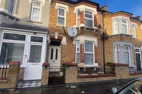 1 bedroom flat for sale, Gower Road, London E7