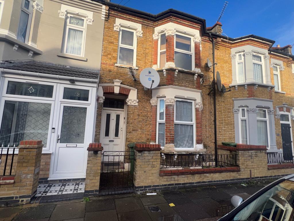 Gower Road, London E7 1 bed flat for sale £280,000