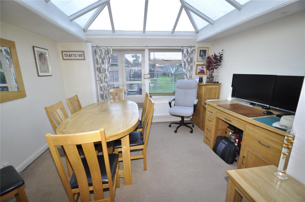 Vectis Road, Alverstoke, Gosport, Hampshire, PO12 4 bed semidetached