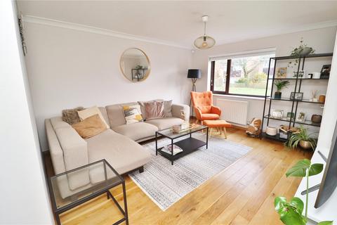 14 Foxes Close, Verwood, BH31 6JZ