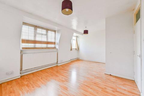 2 bedroom flat for sale, Dunfield Road, Beckenham Hill, London, SE6