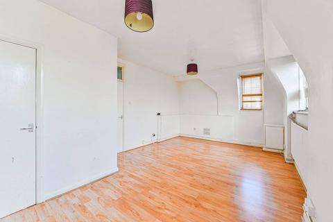 2 bedroom flat for sale, Dunfield Road, Beckenham Hill, London, SE6