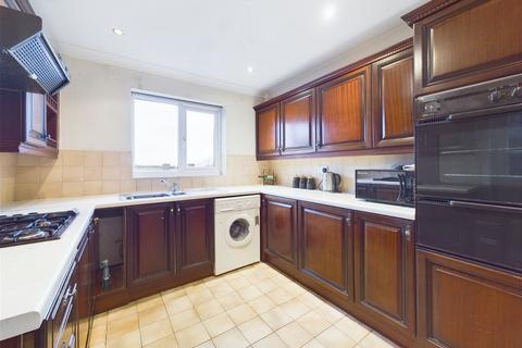 10 Holborn Drive, Ormskirk, L39 3QL