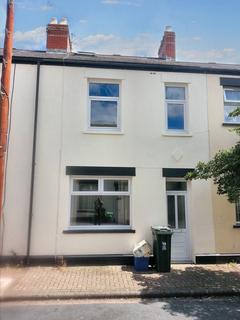 2 bedroom terraced house to rent, Keene Street, Newport NP19