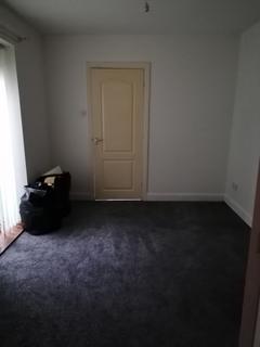 4 bedroom end of terrace house to rent, Ashton Road, Oldham OL8