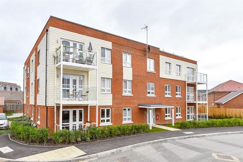 1 bedroom ground floor flat for sale, Limestone Road, Chichester, West Sussex