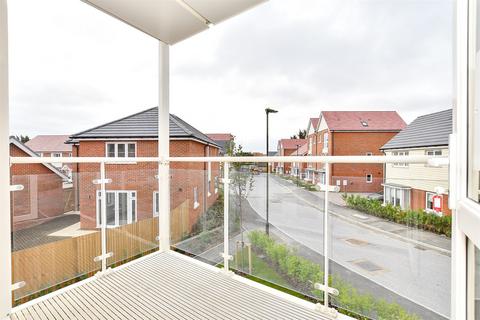 1 bedroom ground floor flat for sale, Limestone Road, Chichester, West Sussex