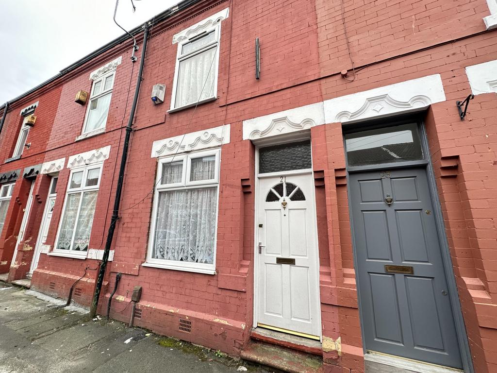 Grasmere Street, Longsight... 2 bed terraced house - £995 pcm (£230 pw)