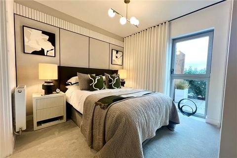 2 bedroom apartment for sale, Green Park Village, Reading, Berkshire
