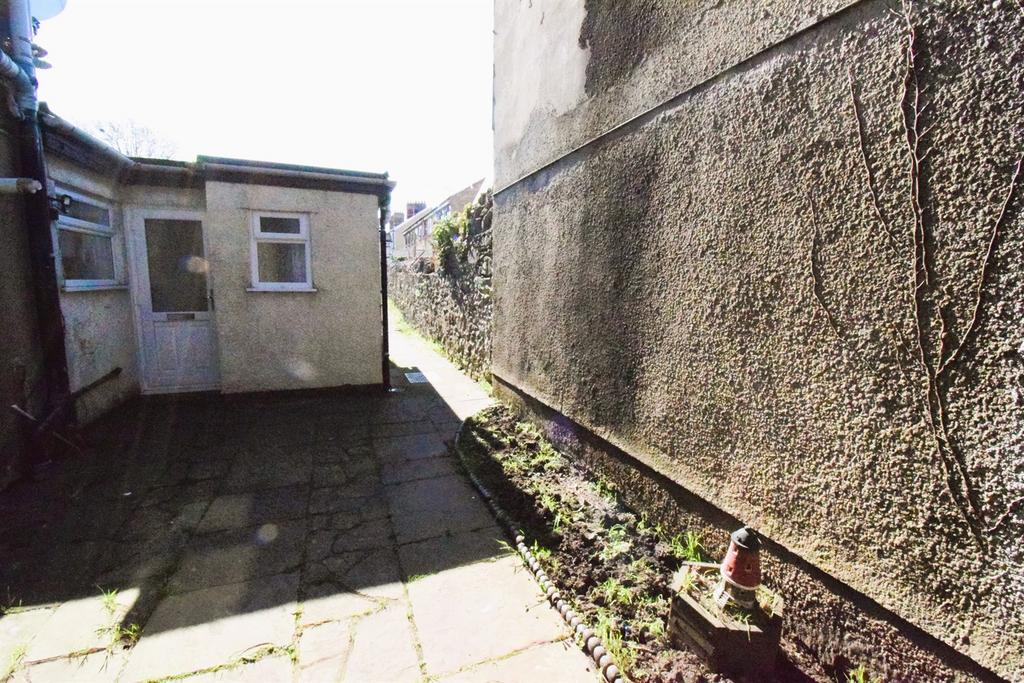External of Flat