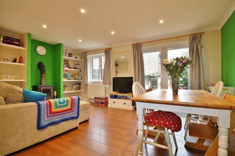 168 Manor Road, Witney, OX28 3SS
