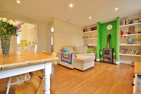 168 Manor Road, Witney, OX28 3SS