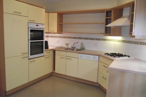 2 bedroom flat to rent, Falmouth Road, Truro, TR1