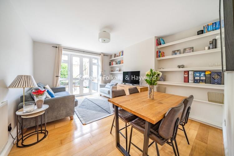 Trinity Gardens London SW9 2 bed flat to rent £2,500 pcm (£577 pw)