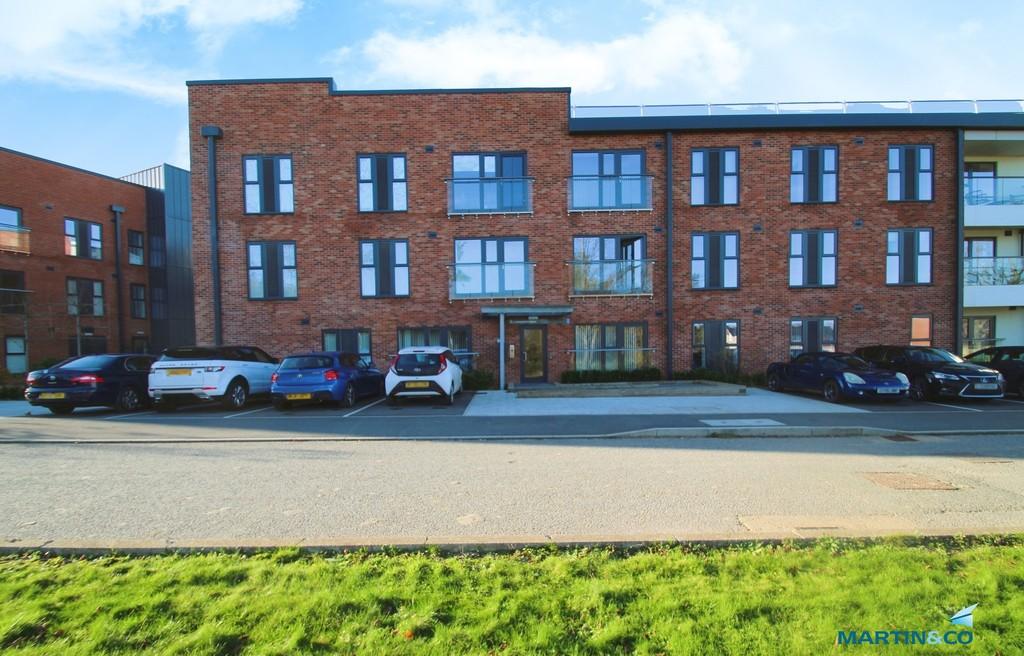 St. Catherines House, Westacott Road 1 bed apartment to rent £1,300