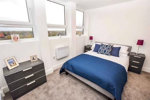 2 bedroom flat for sale, Benbow Street, Sale, Greater Manchester, M33