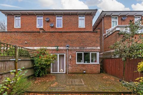 3 bedroom semi-detached house for sale, Thistledown Close, Winchester, SO22
