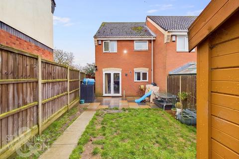 3 bedroom end of terrace house for sale, Tungate Way, Horstead, Norwich