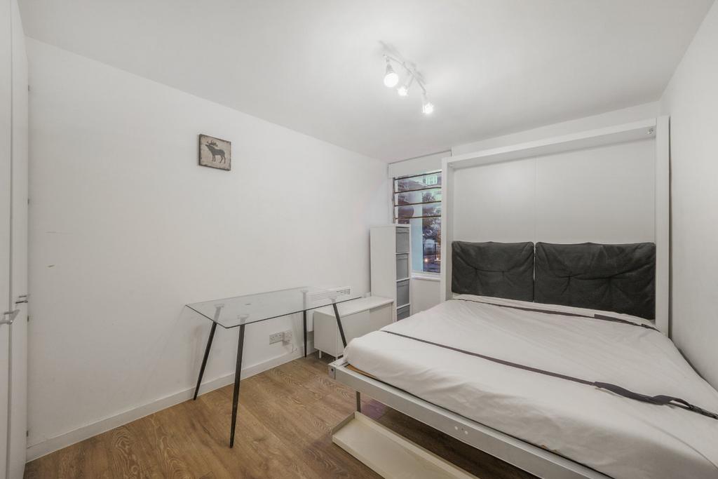 Reception/Bedroom