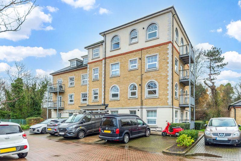 Weir Road, Bexley Village 2 bed apartment for sale £370,000
